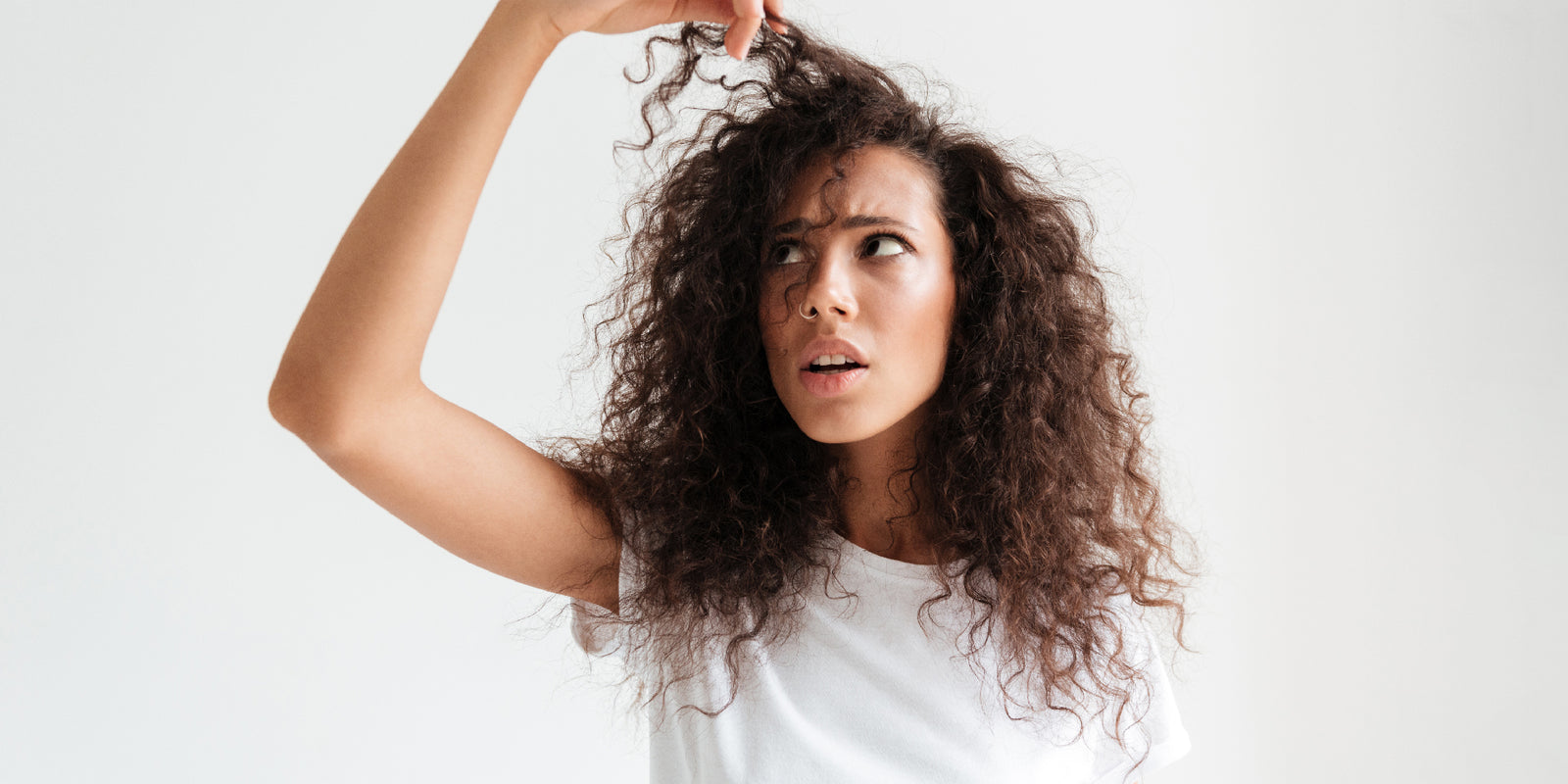 Cómo Vencer al Frizz: Entiende y Domina tu Cabello